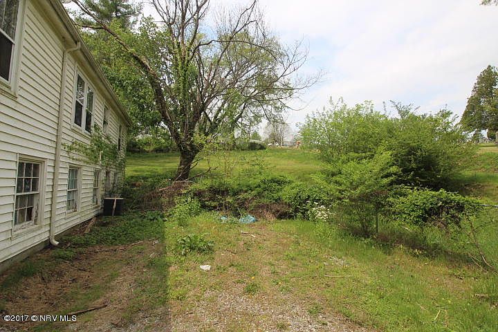 2nd image of 516 4th Ave