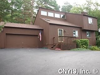 2nd image of 4748 Sabre Ln
