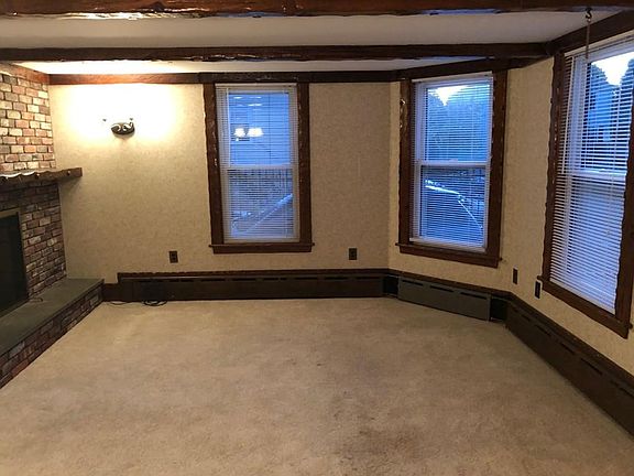 2nd image of 34 Quincy St #0