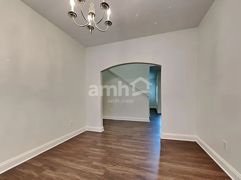 2510 Victoria Point Dr — Photo 6