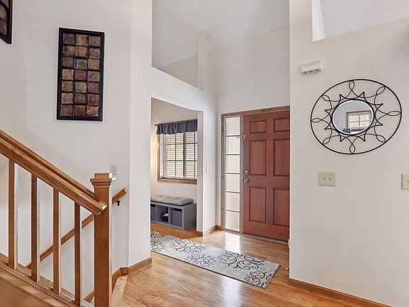 3rd image of 1493 Sussex Ct
