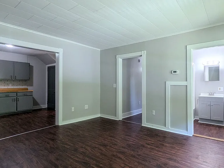 230 Main Street — Photo 3