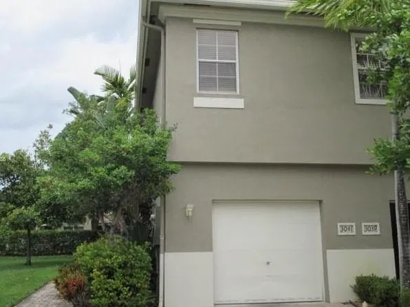 3041 Laurel Ridge Circle, Riviera Beach, FL 33404