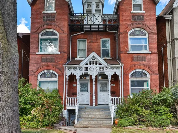 112 Baldwin St, Toronto, ON M5T 1L6