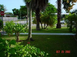 8805 SW 42nd Ter, Miami, FL 33165