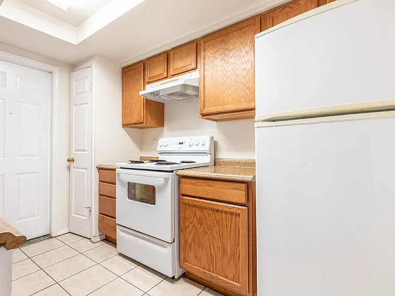 14423 Brook Hollow Blvd #A — Photo 10