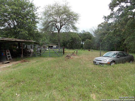 5th image of 115 Smith Ln