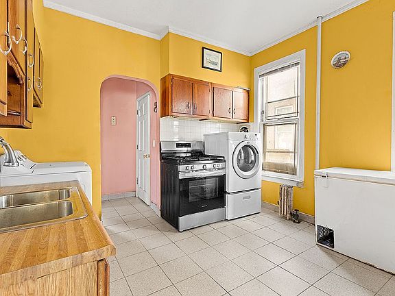 3rd image of 361 78th St
