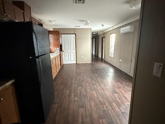 5th image of 511 Wabash Ave