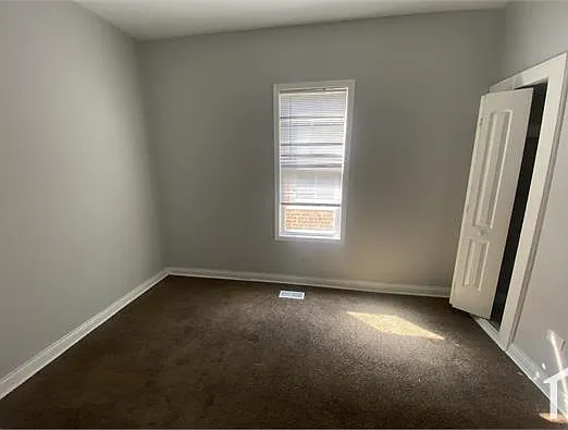 1110 E 93rd St #1 — Photo 22