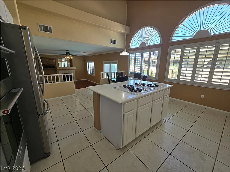 2232 Alanhurst Dr — Photo 18