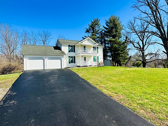 3rd image of 3415 Sunset Dr