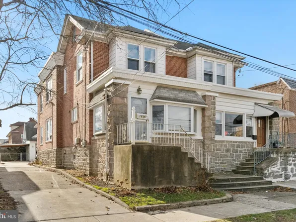 1836 Rhawn St, Philadelphia, PA 19111