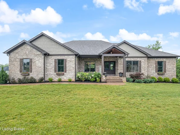 7385 Grand Oaks Dr, Crestwood, KY 40014
