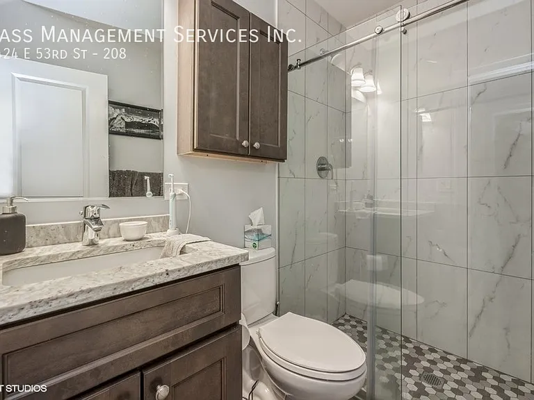 5228-34 S Blackstone / 1424-28 E 53rd St — Photo 20