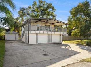 303 Saint Petersburg Dr W, Oldsmar, FL 34677