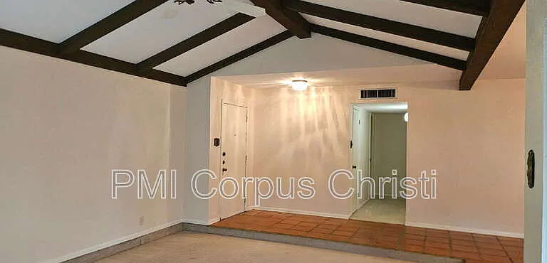 5030 Merganser Dr — Photo 6
