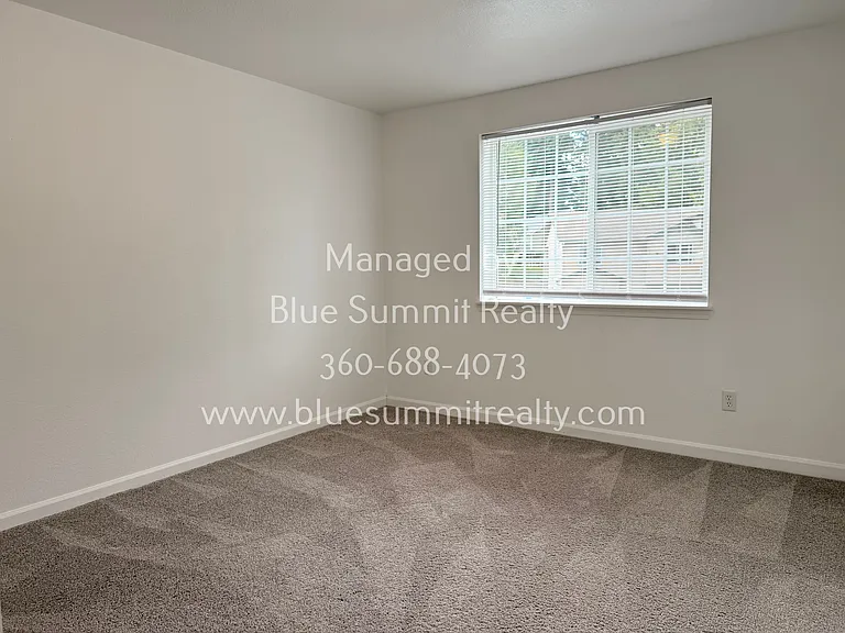 1106 Creekwood Ct SE #A — Photo 8