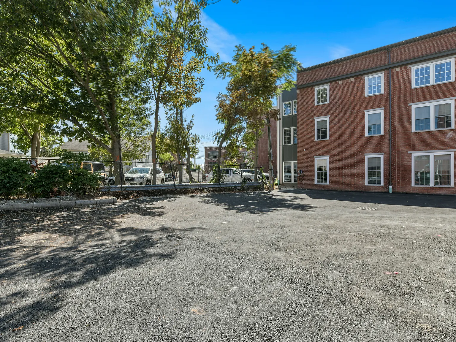 1 bed, 660 sqft, $2,500 — Photo 2