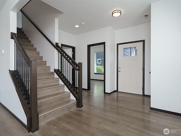 5th image of 3346 Inverness Street