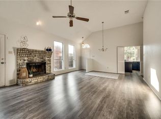 2400 Ithaca Dr, Mesquite, TX 75181
