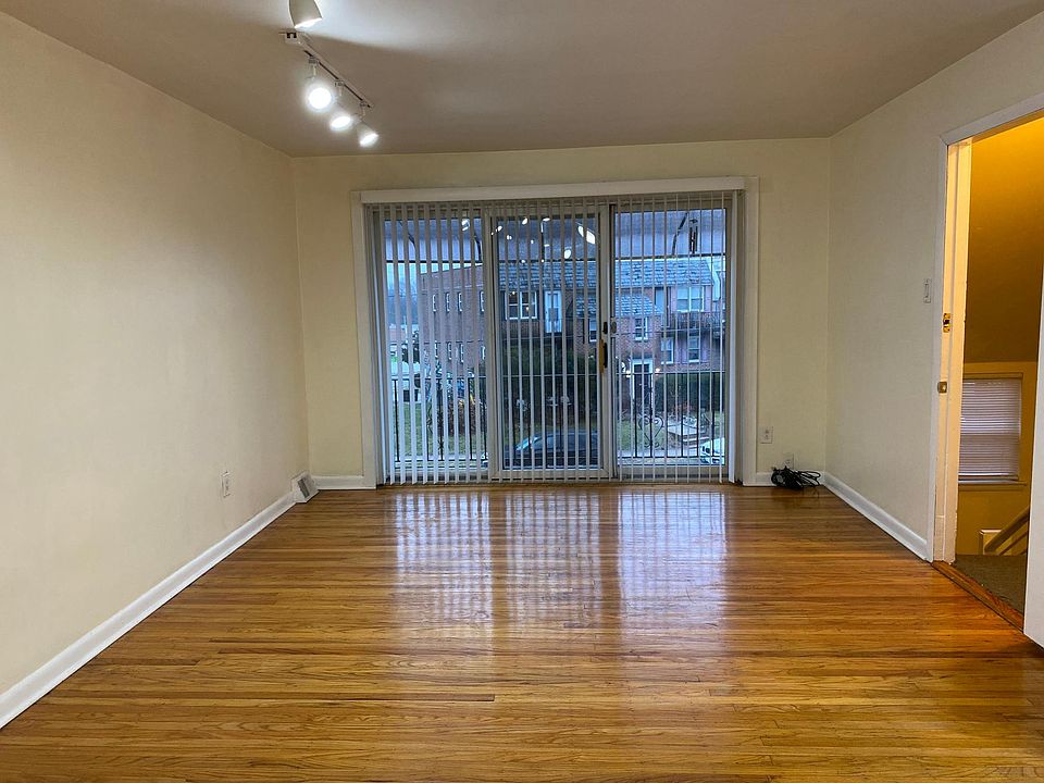 1st image of 3983 Lankenau Ave #F2