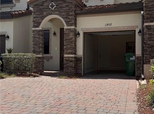 11432 SW 252nd St, Homestead, FL 33032