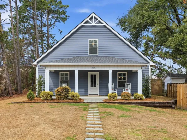 624 Blackberry Ave., Murrells Inlet, SC 29576