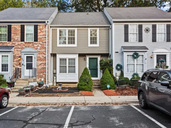 622 Lions Gate Ln, Odenton, MD 21113