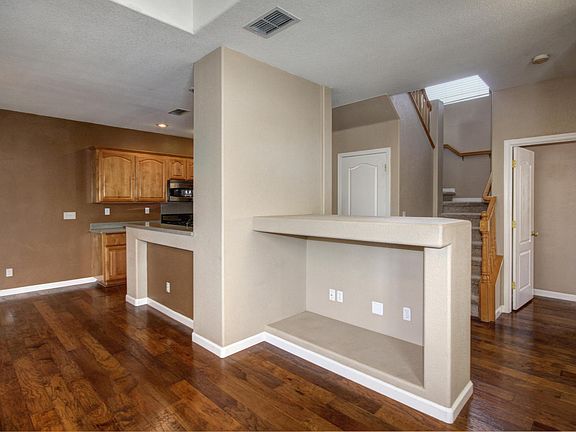 5th image of 341 Marsalla Dr