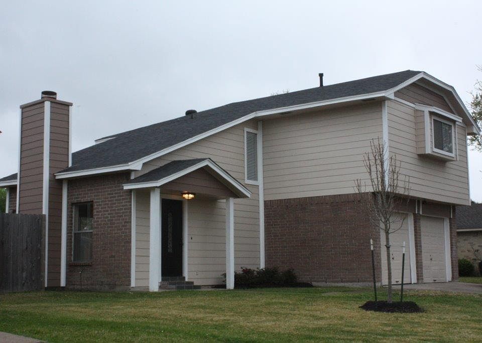 1st image of 7407 Arista Dr