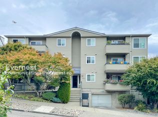 3926 1st Ave NE APT 12, Seattle, WA 98105
