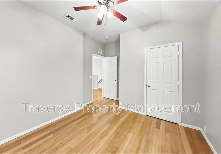 8440 Asheville Ln — Photo 16