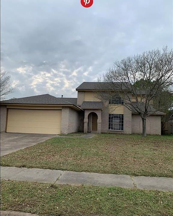 1st image of 7511 Flair Oaks Dr