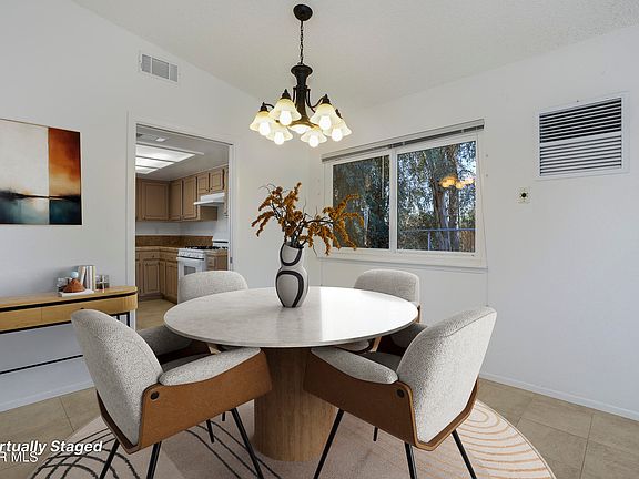 3rd image of 10133 E Avenue R8