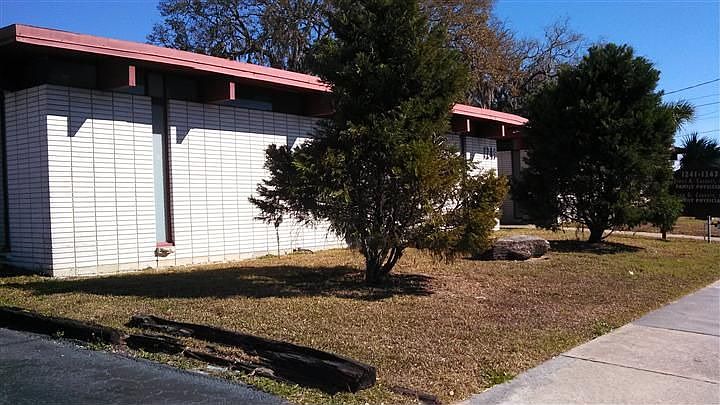 2nd image of 1241 S Ridgewood Ave