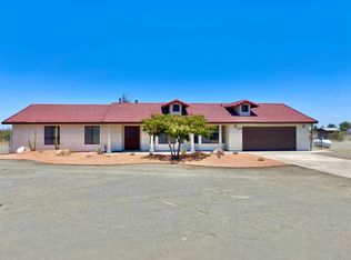 4254 Cholame Rd, Phelan, CA 92371