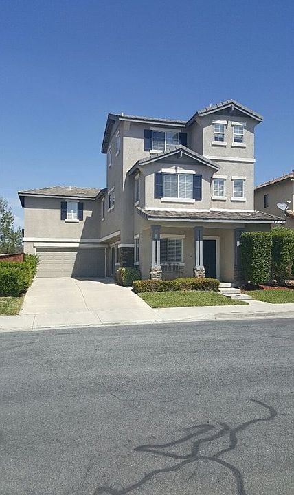 1st image of 39760 Monarch Dr