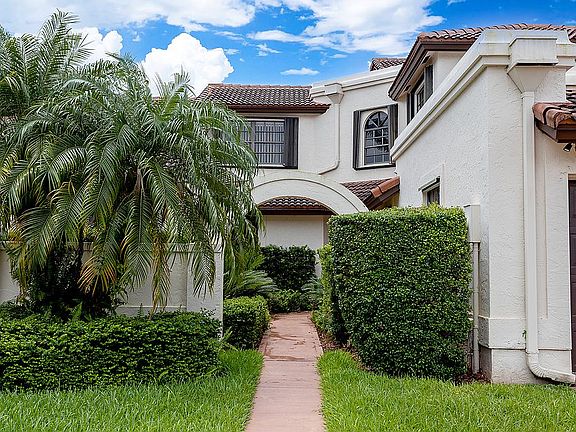 2nd image of 9334 NW 50th Doral Cir S