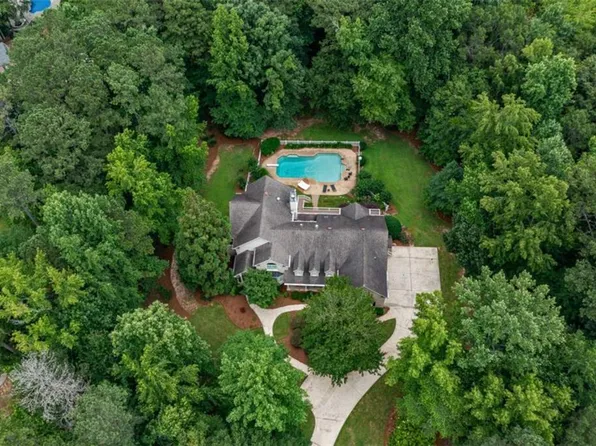 140 Silvermere, Fayetteville, GA 30215