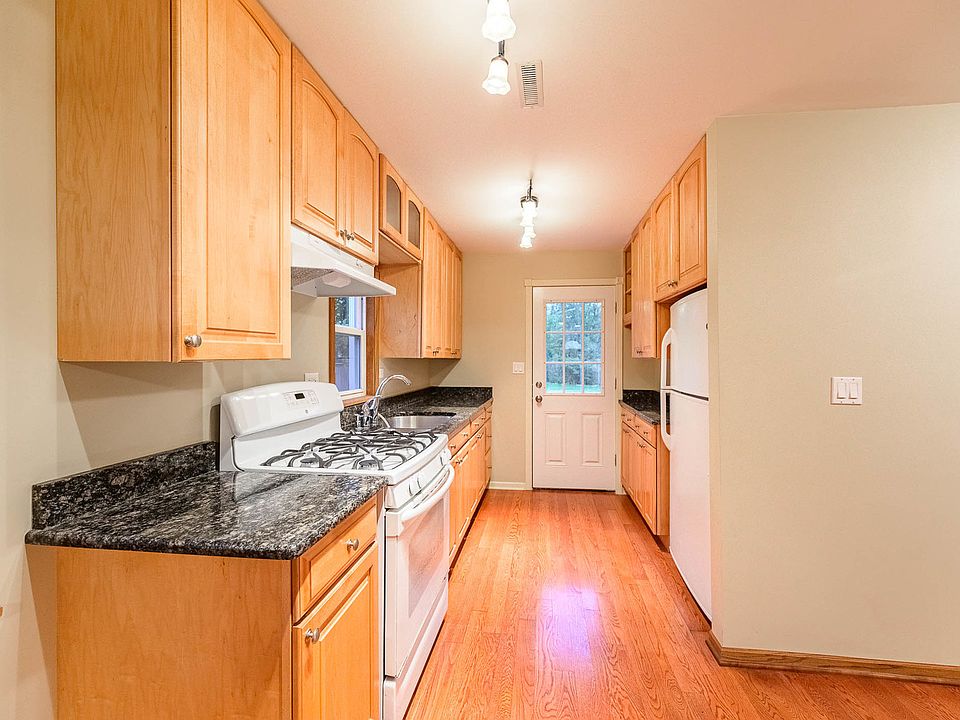 23543 N Meadow Ln, Cary, IL 60013 Zillow