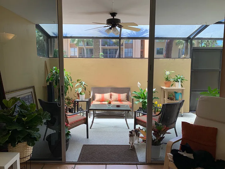 10825 SW 112th Ave — Photo 28