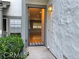 2 bed, 2.5 bath, 1376 sqft, $3,500 — Photo 3