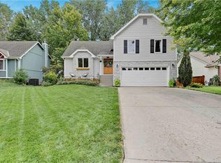 4413 W 25th Pl, Lawrence, KS 66047