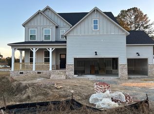 307 Castle Pond Way, Fuquay Varina, NC 27526