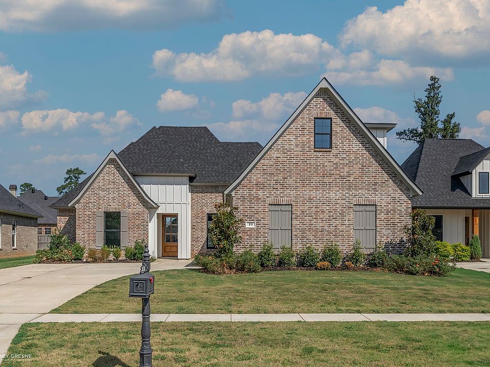 1st image of 19 Turtle Creek Dr