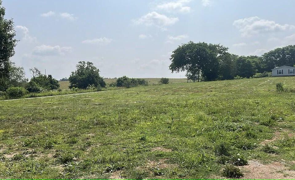 2nd image of 105 Tom Hackley Rd
