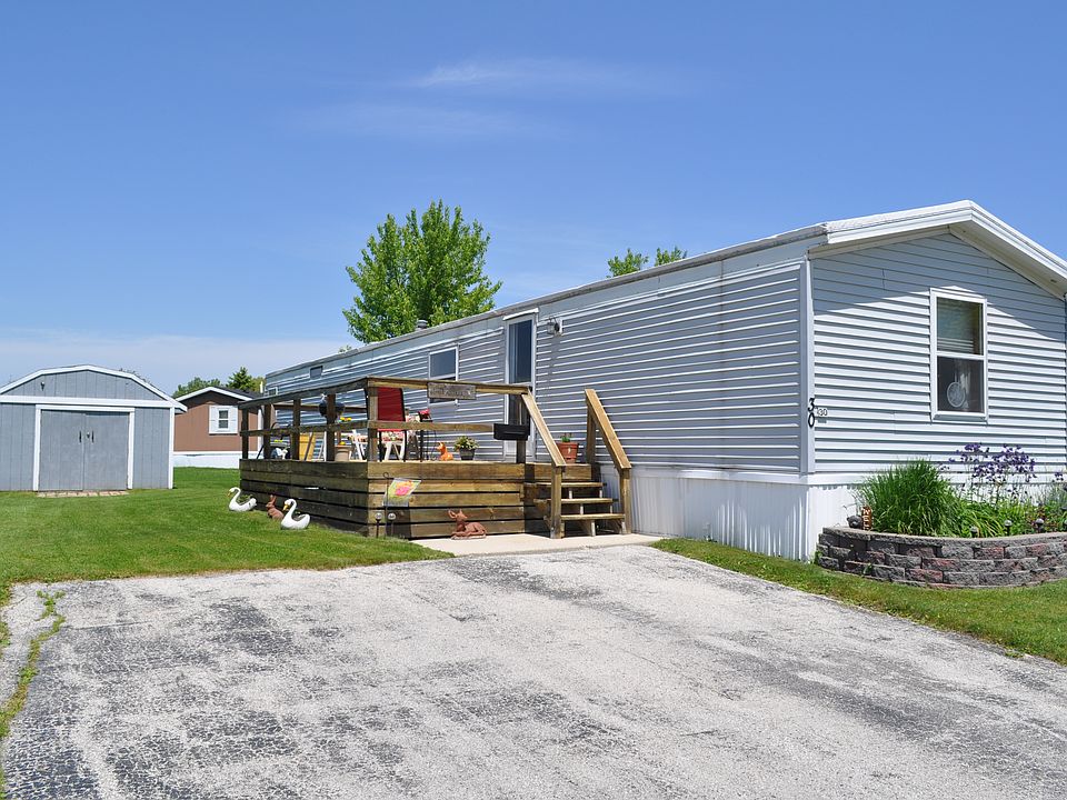 1st image of 30 S Hiawatha Cir