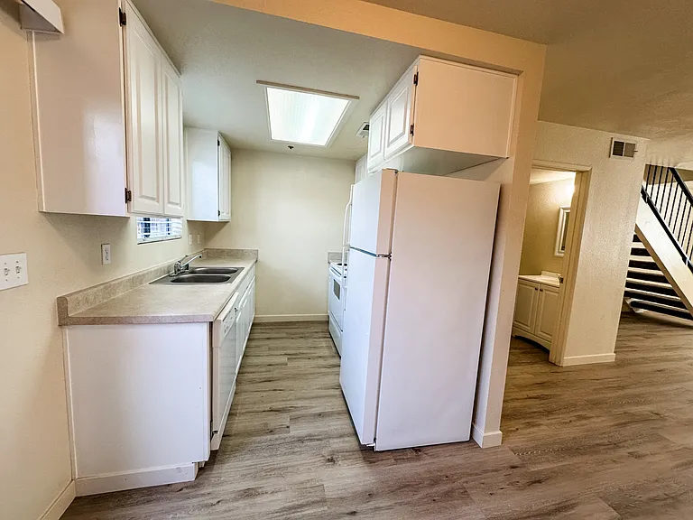 1686 W Barbara Worth Dr #23 — Photo 4