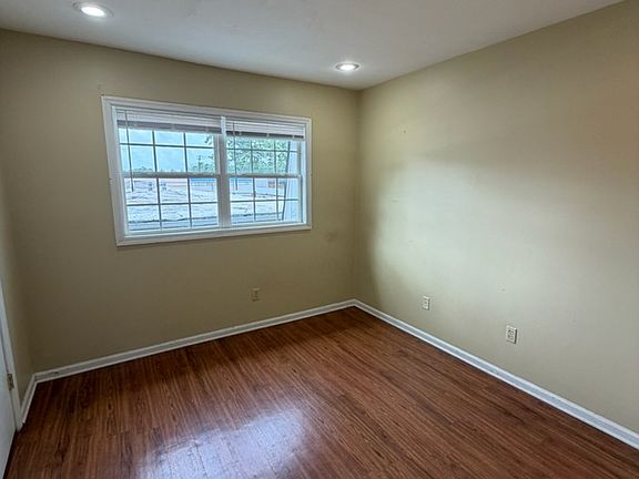 4th image of 1430 S Lee St #D
